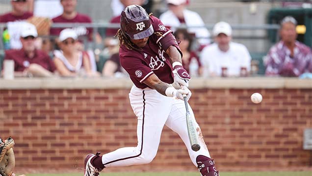 baseball player swinging bat
